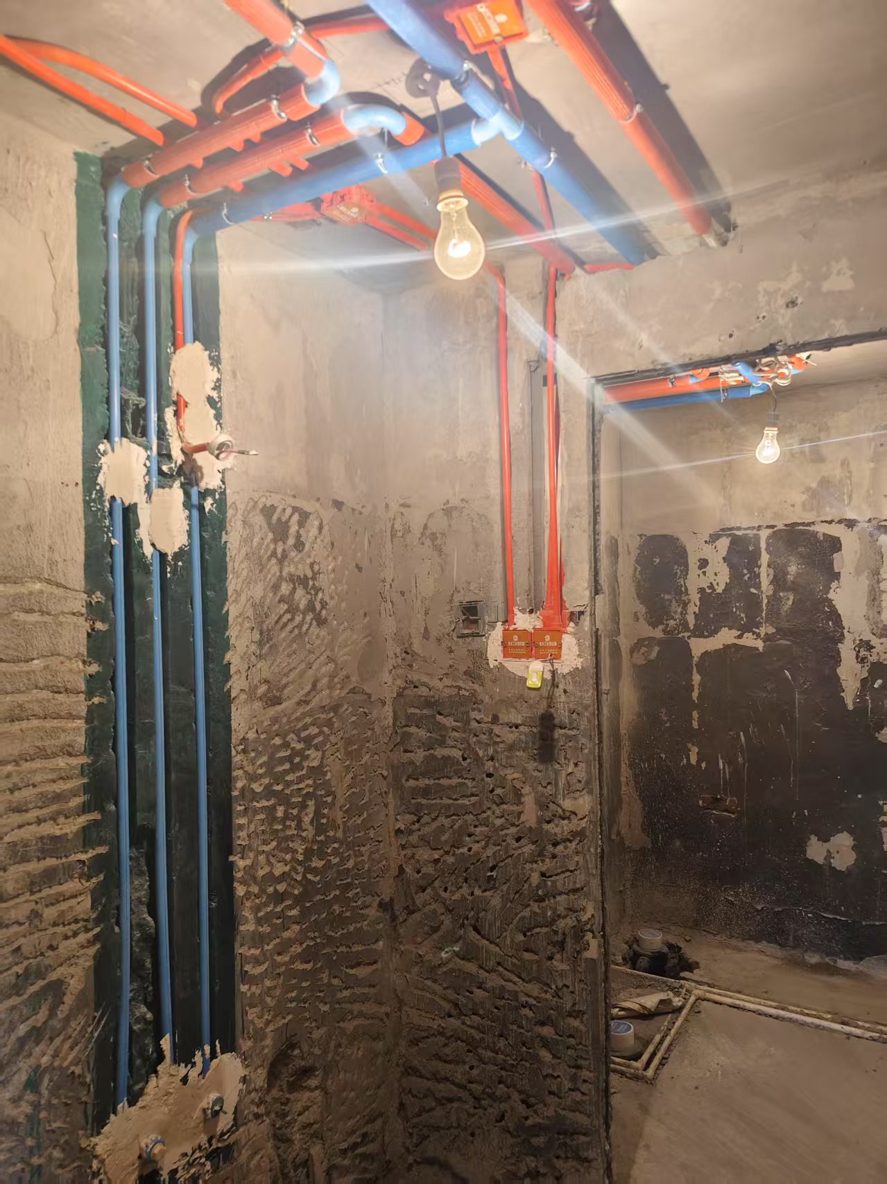 茉藜园小区水电施工实拍
