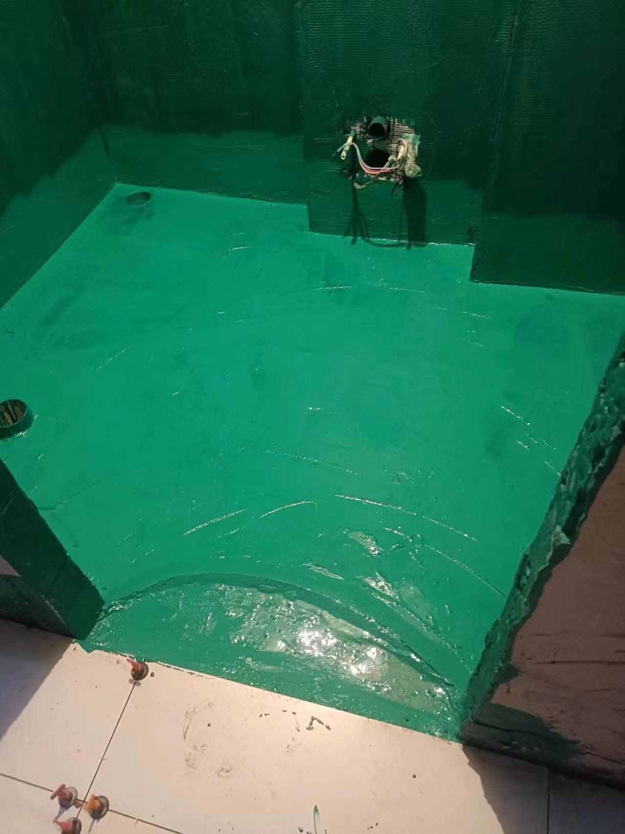 富力又一城A区瓦工施工实拍